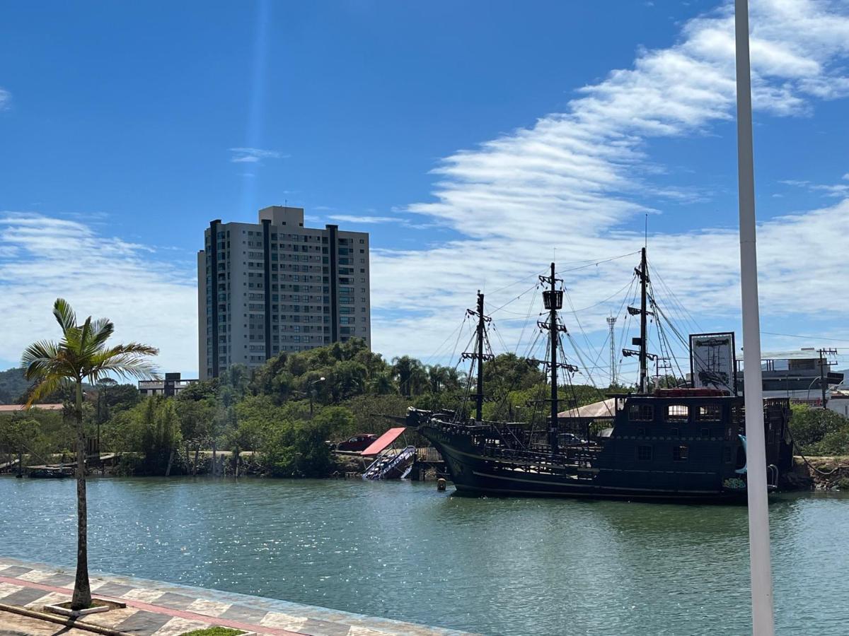 Apartamento Novo Frente Mar Com Piscina Em Home Club Penha  Kültér fotó